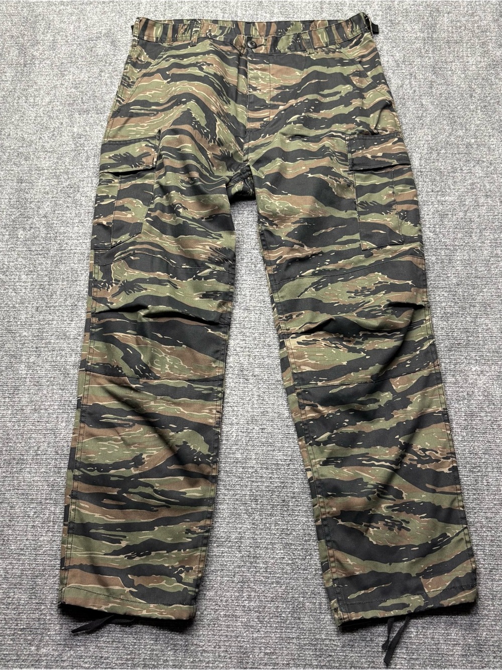 Rothco B.D.U. Tiger Stripe Vietnam Jungle Fatigues Mens Large Camo Tactical